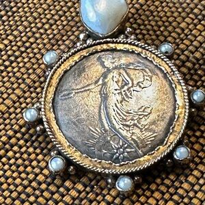 Silver and Gold Vintage Style Pendant Necklace with Pearl Accents